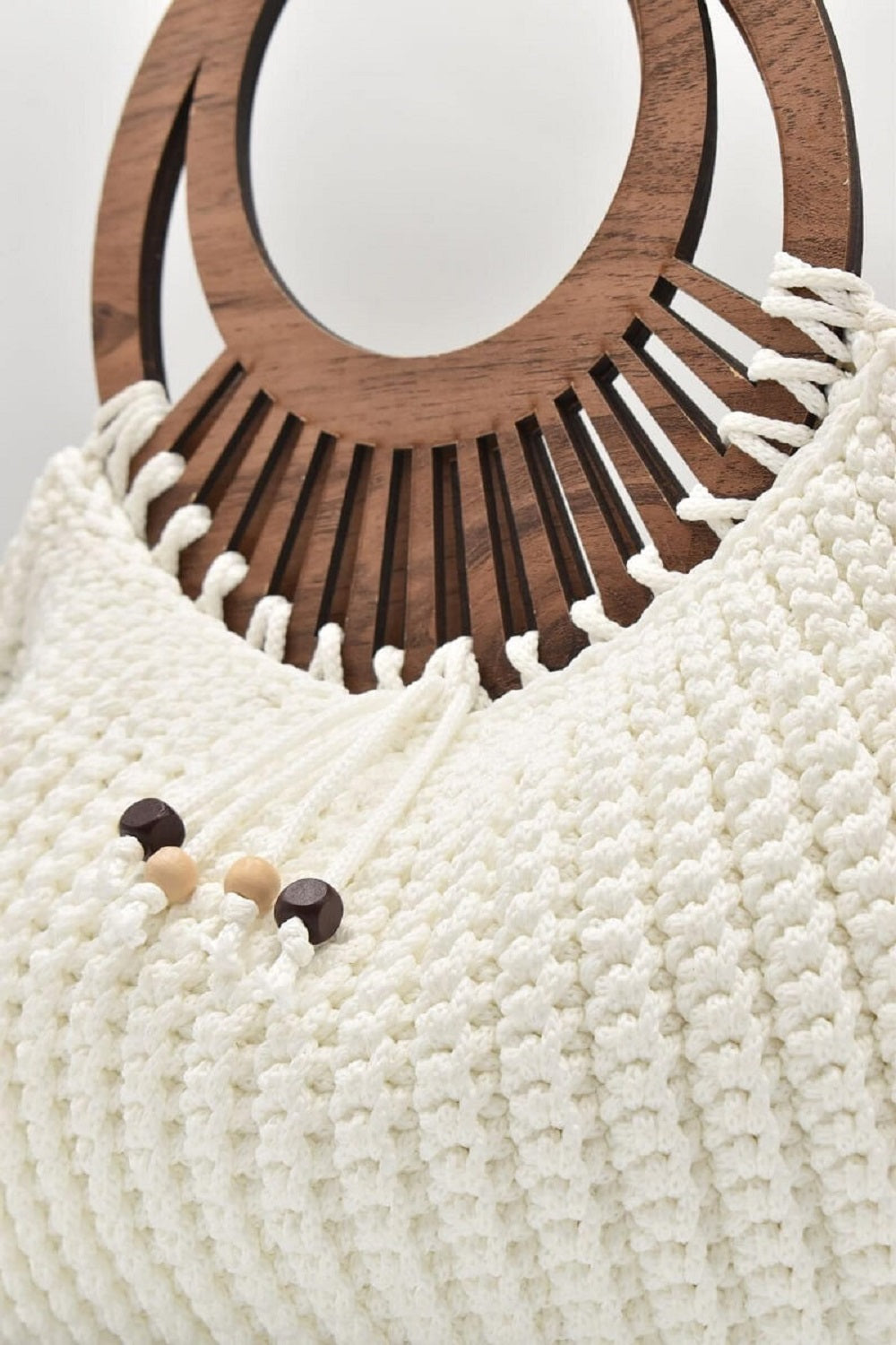 Χειροποίητη Τσαντά Με Ξύλινα Χερούλια