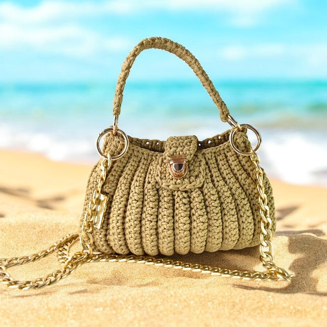 Χειροποίητη Τσαντά Με Χρυσή Αλυσίδα &  Πλεκτό Χερούλι
