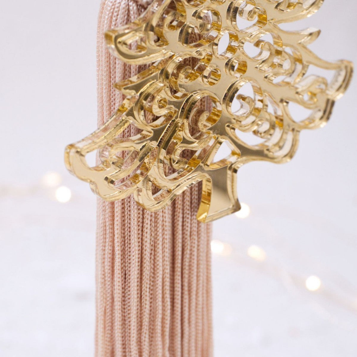 Χειροποίητο Γούρι 2026 – Χριστουγεννιάτικο Δέντρο από Χρυσό Πλέξιγκλας