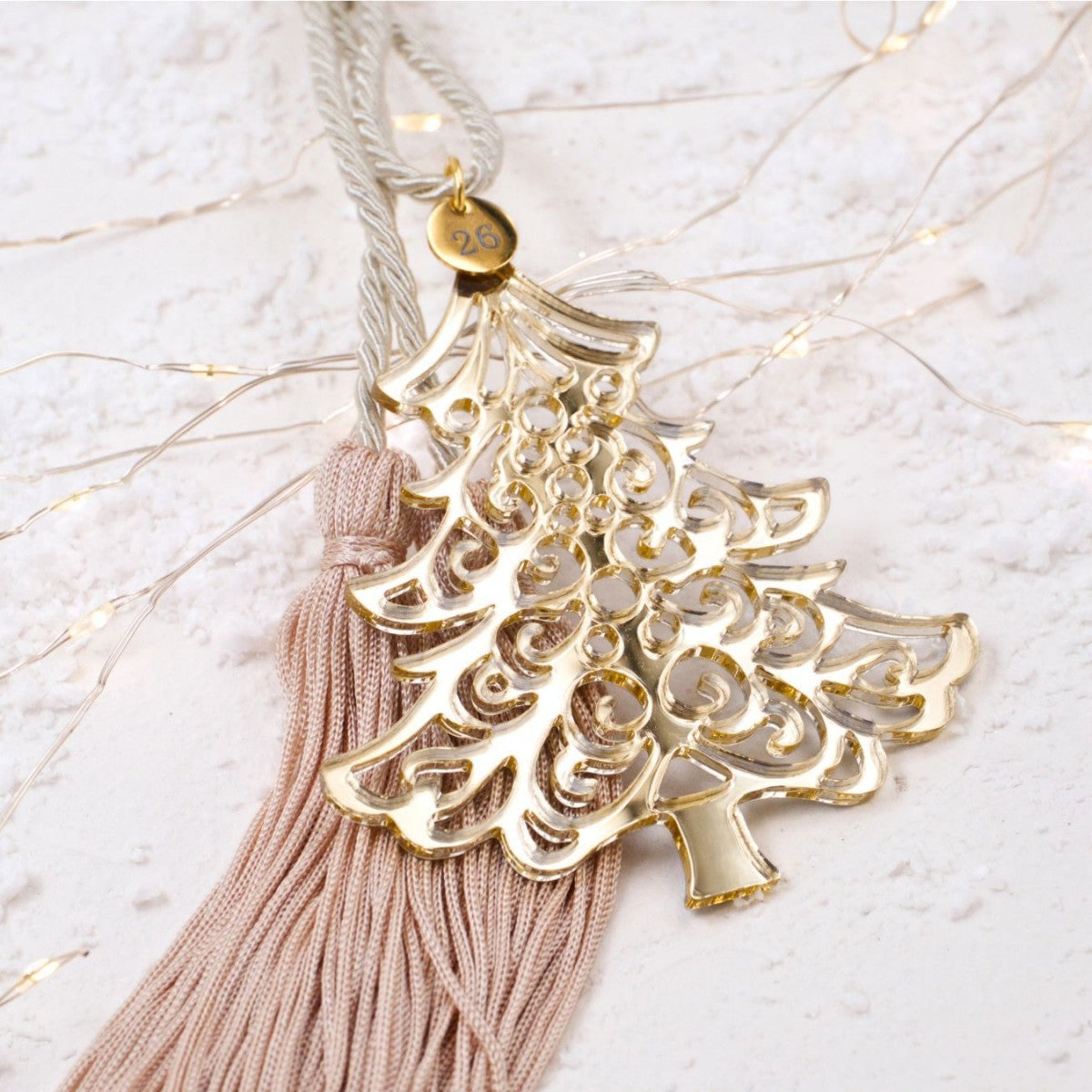 Χειροποίητο Γούρι 2026 – Χριστουγεννιάτικο Δέντρο από Χρυσό Πλέξιγκλας