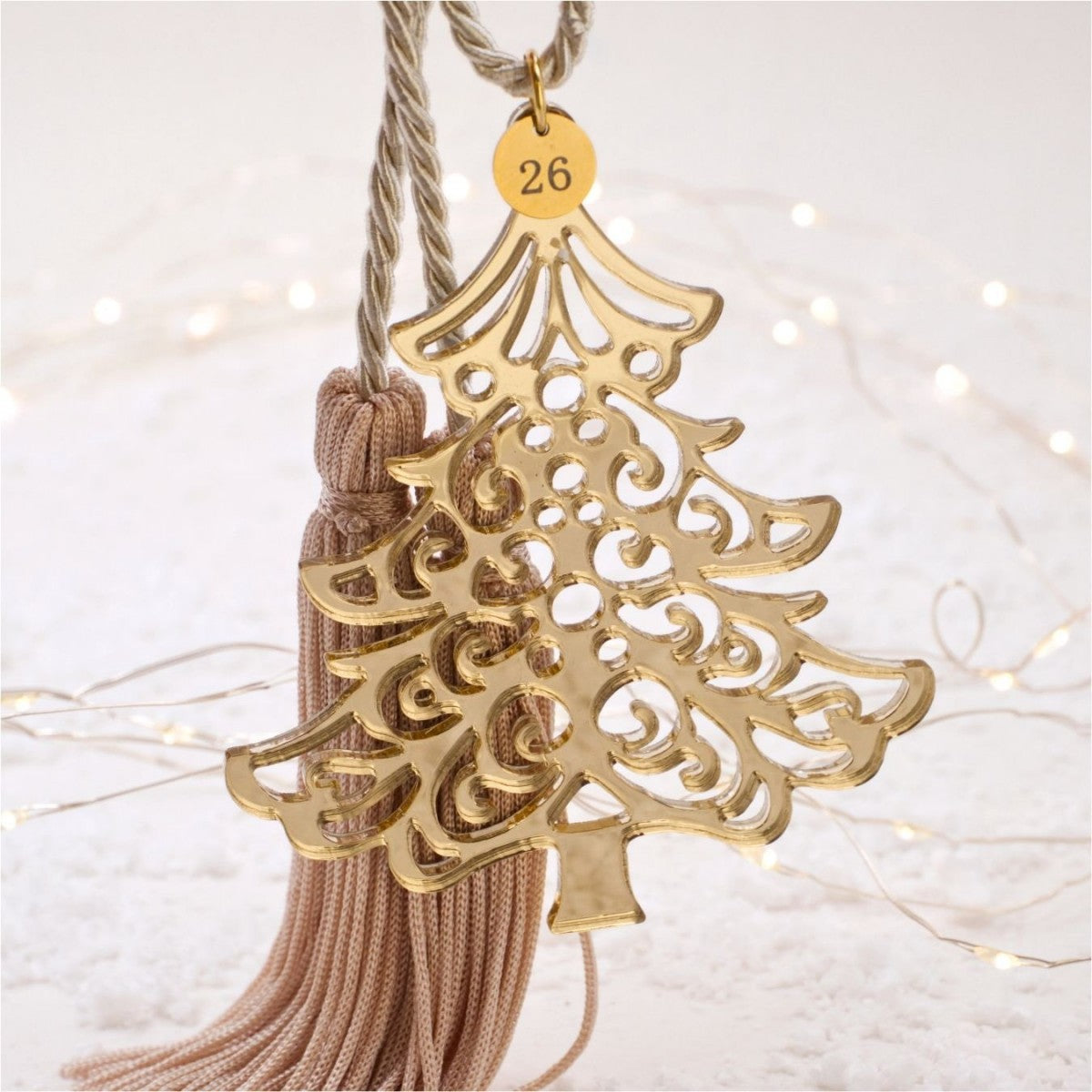 Χειροποίητο Γούρι 2026 – Χριστουγεννιάτικο Δέντρο από Χρυσό Πλέξιγκλας